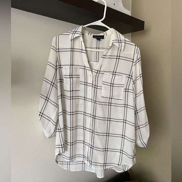 Women's White Plaid Button-Up Shirt Size Large - Picture 1 of 6